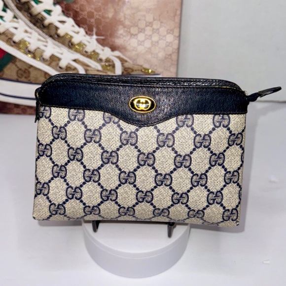 GUCCI Mini Monogram Pouch - Picture 11 of 11
